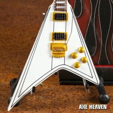 Axe Heaven Signature White Flying V Mini Guitar Replica Collectible RR-086 Collectibles (Large Item, Collectible, Figure)