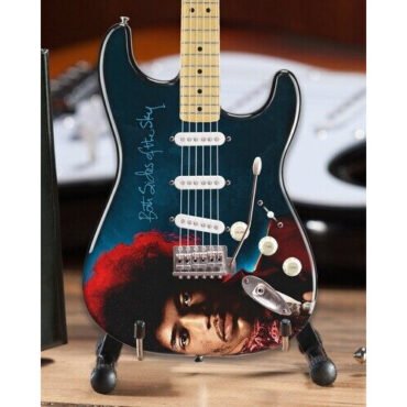 Axe Heaven Jimi Hendrix Fender Stratocaster Both Sides Of The Sky Mini Guitar Replica Collectible JH-806 Collectibles (Large Item, Collectible, Figure)