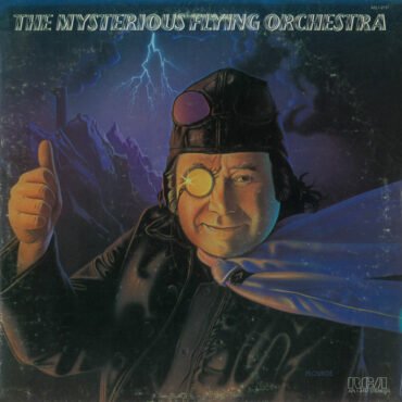 The Mysterious Flying Orchestra-0