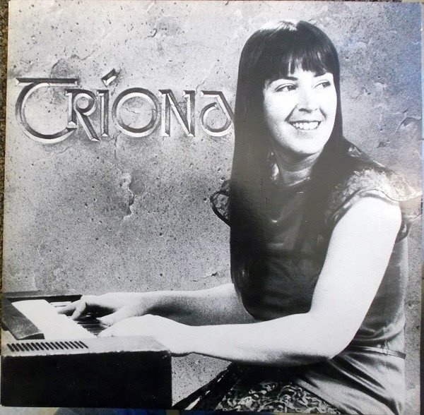 Tríona Ní Dhomhnaill-0