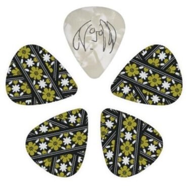 Beatles John Lennon Rooftop Guitar Picks Medium Gauge (.70mm) 10-Pack Musical Instrument