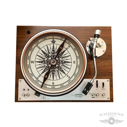 Graphic Compass Turntable Slip Mat